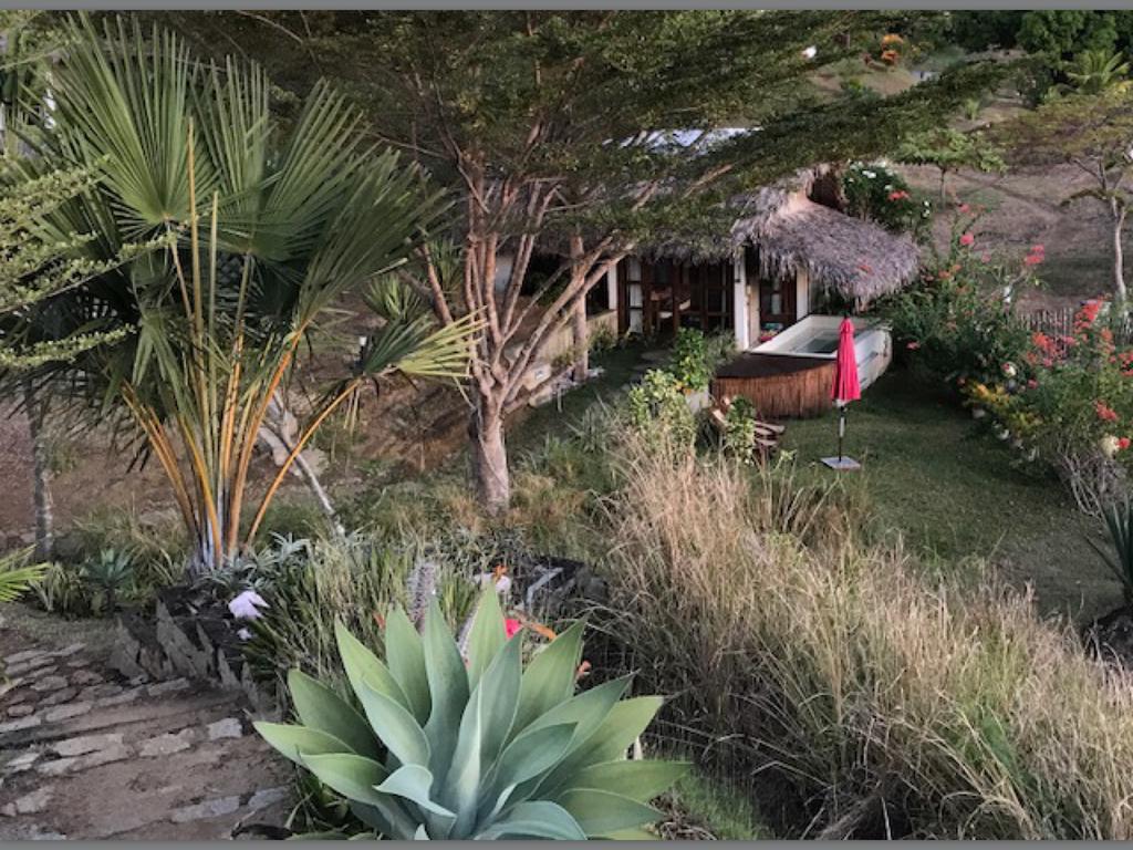 Les Hibiscus Nosy-Be Otel Djamandjary Dış mekan fotoğraf